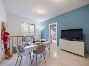 Apartment Casa Lido mare by Interhome