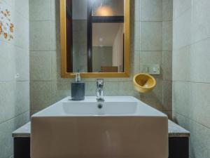 Apartment Serafini by Interhome