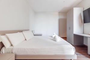 Luxury King Apartment with balcony Near Vatican - City View by Quinto Piano
