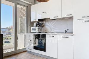 LAIGLON Appartement AirCo in the town center for 4 By Sunset