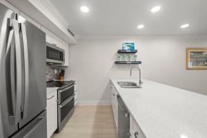 Sanibel Surfside 115