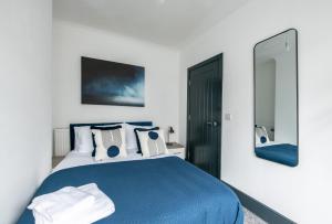 Prime Location! 3-Bedroom House Near Anfield & Goodison Park