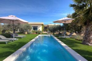 Villas Villa Salamba le charme avec piscine : photos des chambres