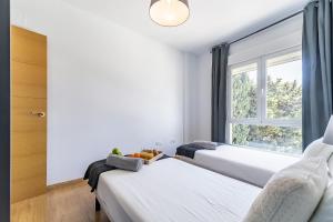 Elite Beachside Retreat FREE Parking - Malaga Beach