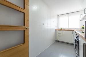 Elite Beachside Retreat FREE Parking - Malaga Beach