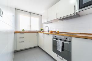 Elite Beachside Retreat FREE Parking - Malaga Beach