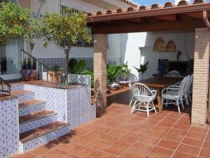 Casa con Piscina Privada Cerca del Mar, Mascotas Bienvenidas, WiFi Gratis, Playa para Perros - ES-184-39