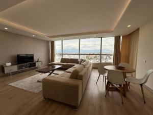 Downtown Antalya XL Family Stay