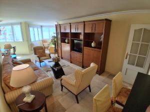 Acogedor y familiar apartamento frente al mar