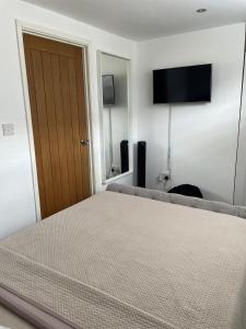 Cozy 1 bedroom, Private Entrance!