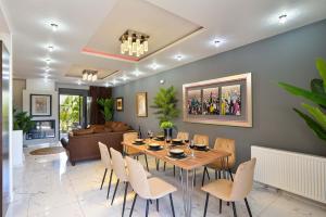 Arieldine Luxury Apartment