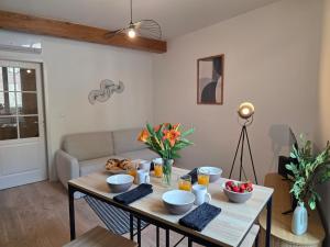 Appartements T2 Cosy Centre ville Clim & Wifi : photos des chambres