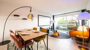 Appartements Le Mimosa - Chic & Calme avec Piscine Dijon : photos des chambres