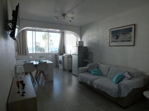 Apartamento costero con aire acondicionado e internet en Santa-Margarita, Rosas - ES-204-45