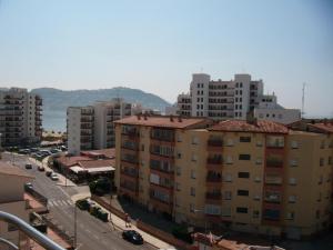 Apartamento a 50m de la playa con Wi-Fi y terraza, 2 dormitorios, 6 pers. - ES-204-26
