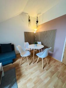 Gemütliche Dachgeschosswohnung -Waldstraßenviertel Leipzig