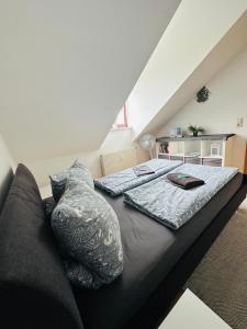 Gemütliche Dachgeschosswohnung -Waldstraßenviertel Leipzig