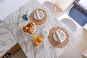 Dream 1-Bedroom Villa with Heated Indoor Pool, Jacuzzi & Sauna and BBQ