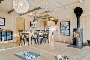 072-Ringkobing-Sivsangervej-11