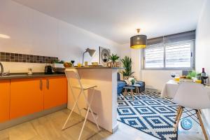 Premium Executive Apartment with prepaid Parking - Malaga Center