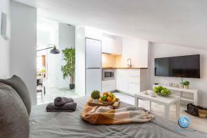 High-End Premium Studio with Terrace - Malaga Center