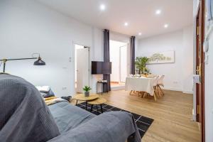 Executive Premium Studio with Terrace - Malaga Center