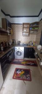 Vue Mer & Sérénité, Appartement Chic avec Piscine à Dar Bouazza