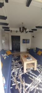 Vue Mer & Sérénité, Appartement Chic avec Piscine à Dar Bouazza