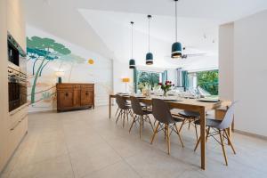 Villas Villa evasion familiale avec Piscine & Mer a 200m : photos des chambres