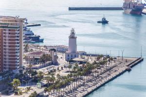 Superior Deluxe Apartment - Premium Malaga Center