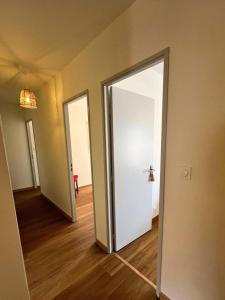 Appartements Magnifique-T5-Plages-le-Pradet : photos des chambres