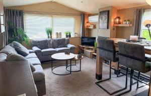 Amazing Home In Elburg With Wifi