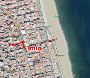 742 2 bedroom apartment, living room, WiFi, Air Conditioner!