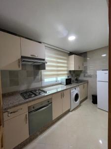 742 2 bedroom apartment, living room, WiFi, Air Conditioner!