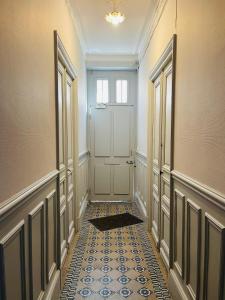 Maisons de vacances Charmante maison triplexe avec jardinet : photos des chambres