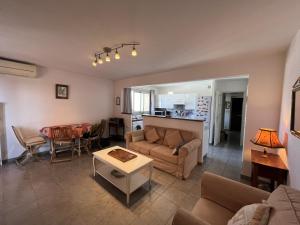 Appartements Frejus Plage LE VINCI 500m des plages grand T3 : Appartement 2 Chambres avec Terrasse