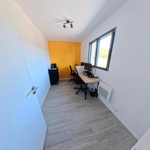 Appartements Villa Chrisaline, spacieuse et climatisee, 5 chambres, piscine privee : photos des chambres