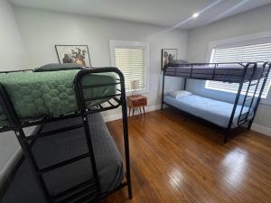 12 Guest-In The Center of It All