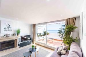 Luxury Sea View Penthouse - Fuengirola Beach - 3hvězdičkové hotely ve městě Fuengirola