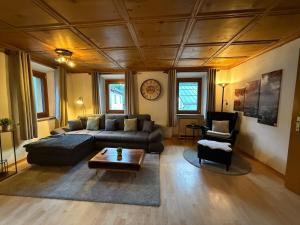 Ferienwohnung mit Kamin und Balkon