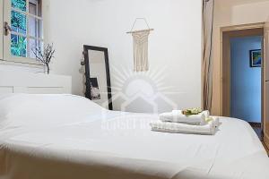 LES OLIVIERS Villa for 6 By Sunset