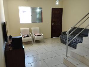 Sobrado com 3 quartos perto do mar #04