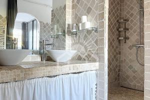 Villas LES OLIVIERS Villa for 6 By Sunset : photos des chambres