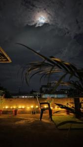 Oudri Stay 2-Private Couple friendly 1bhk Unit