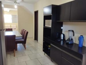 Sobrado com 3 quartos perto do mar #04