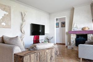 Villas LES OLIVIERS Villa for 6 By Sunset : photos des chambres