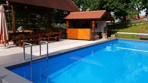 PAVLIN Bed & Breakfast