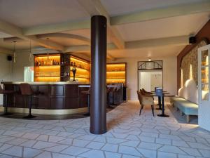 Hotels Sure Hotel by Best Western Saint-Quentin Ouest Le pot d etain : photos des chambres