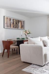 Imperial Riverside Residence