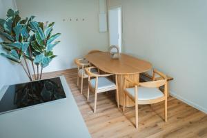 Hotel Staylight - Suite mit 3 Schlafzimmern, Frühstück, zentrale Lage, Parkplatz, Küche und Kaffee